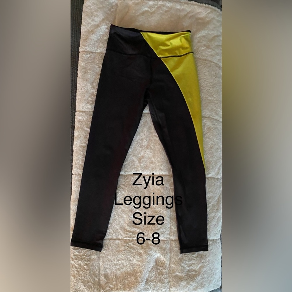 ZYIA Kids Leggings in Black and Yellow